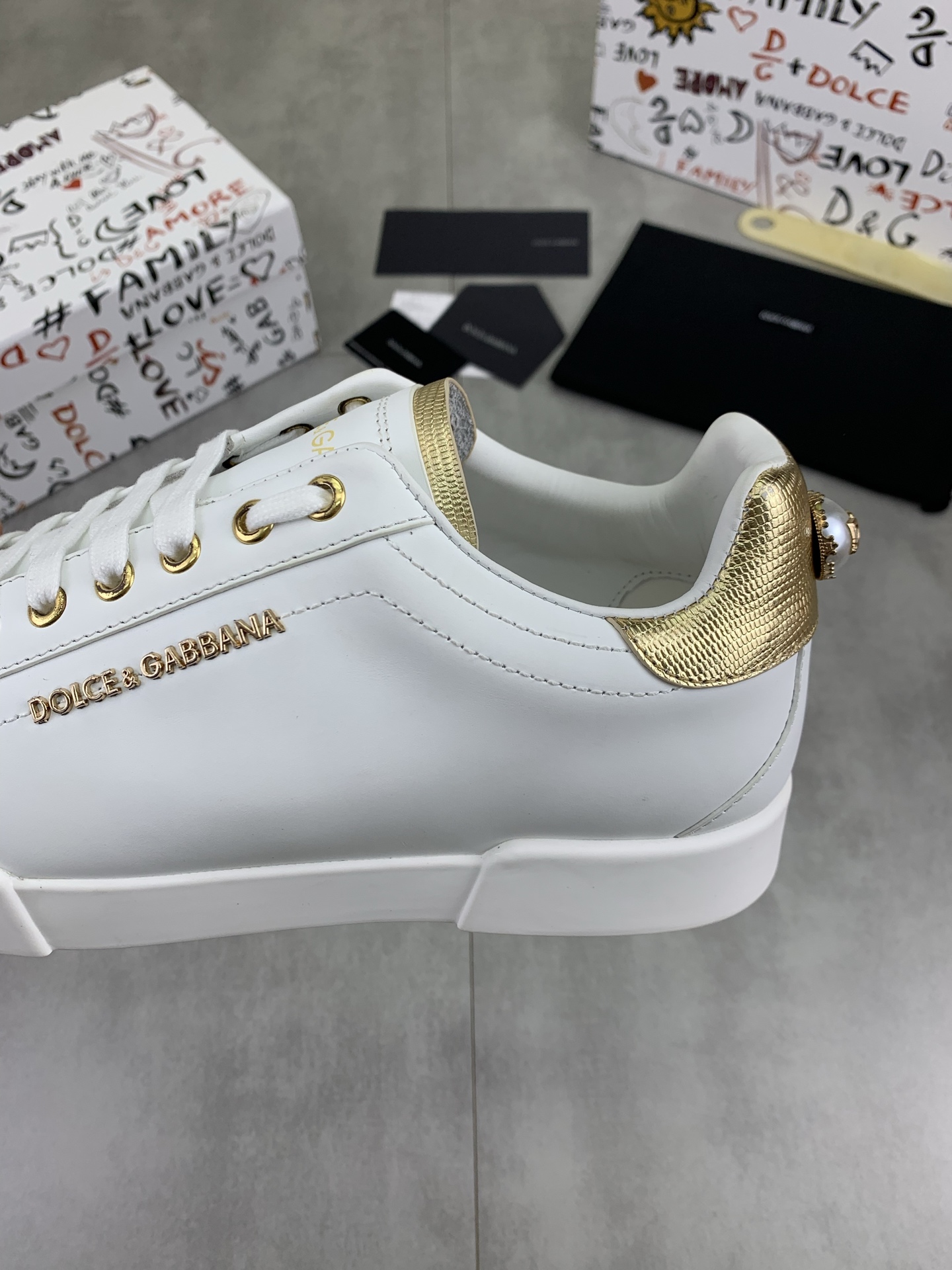 olce & Gabbana shoe